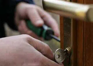 Spring Glen CT Locksmith Store Spring Glen, CT 203-679-1554